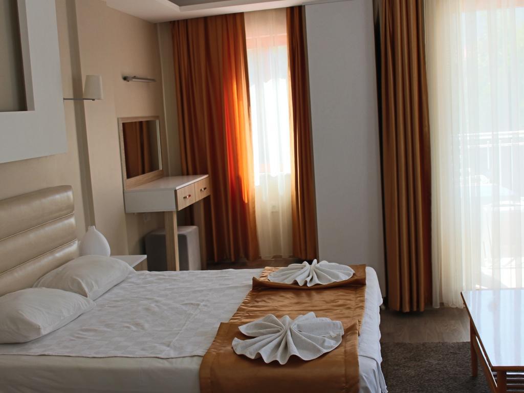 Arya Hotel Marmaris Exterior foto