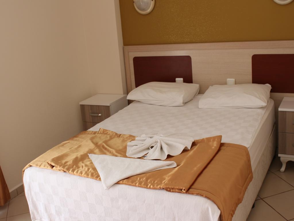 Arya Hotel Marmaris Exterior foto