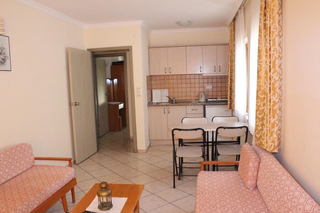 Arya Hotel Marmaris Exterior foto